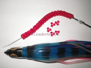 Tri beads red